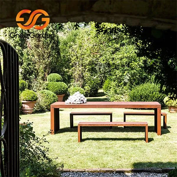 Πάγκοι και τραπέζια από χάλυβα Corten