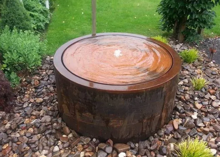 Χαρακτηριστικό σκουριασμένου ατσαλιού νερού